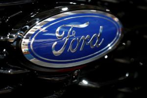 Ford exclui previsões para 2023 e alerta para resultados de veículos elétricos