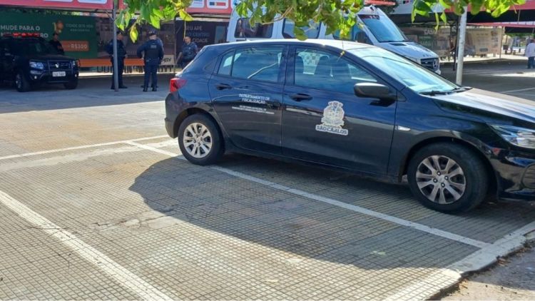 PM, Guarda Municipal e Fiscalização realizam operação contra receptação de celulares no Centro