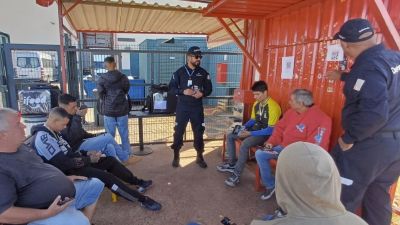 Maio Amarelo: motociclistas recebem orientações em São Carlos