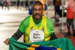 Brasil tem domingo dourado no Mundial de atletismo paralímpico