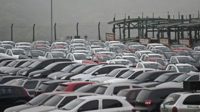 Venda de veículos novos no país sobe 15% até maio
