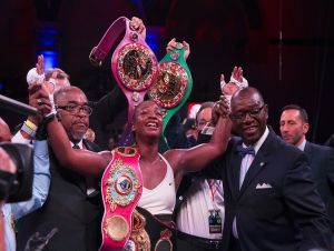 Claressa Shields projeta retorno ao MMA: &quot;Não tenho medo&quot;