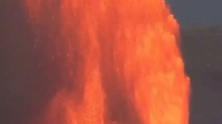 Vulcão Kilauea entra em erupção e lança lava a 300 metros no Havaí; veja