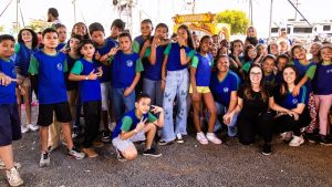 Fundo Social de Solidariedade lidera ação que leva 900 crianças ao parque de diversões em São Carlos