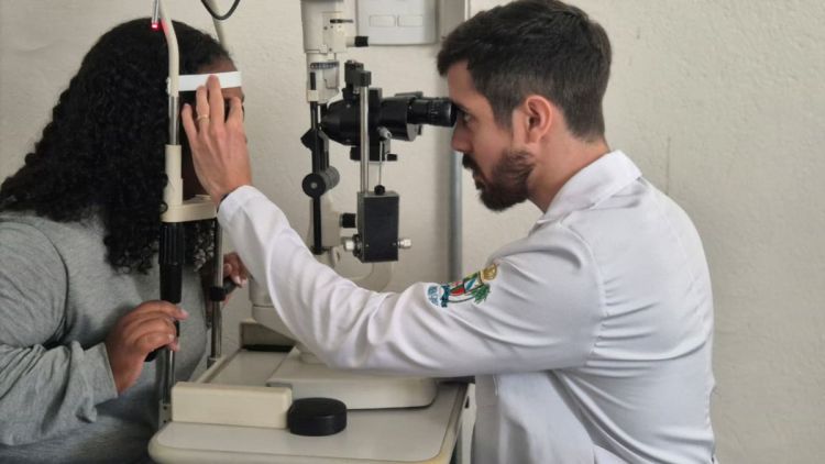 Saúde realiza mutirão de consultas oftalmológicas no Ceme