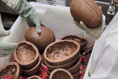 Fábrica da Garoto encerra produção de Páscoa 2024 com 13 milhões de ovos, o equivalente a 1 ovo por habitante de São Paulo