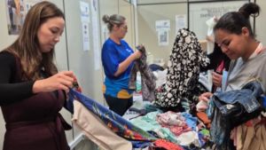 Semana da beleza e do bem-estar segue com doação de roupas e programação especial neste Sábado