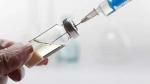 Moderna e Merck divulgam dados de vacina contra câncer após vazamento nas redes sociais