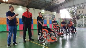 Projeto leva handebol em cadeira de rodas às escolas de São Carlos