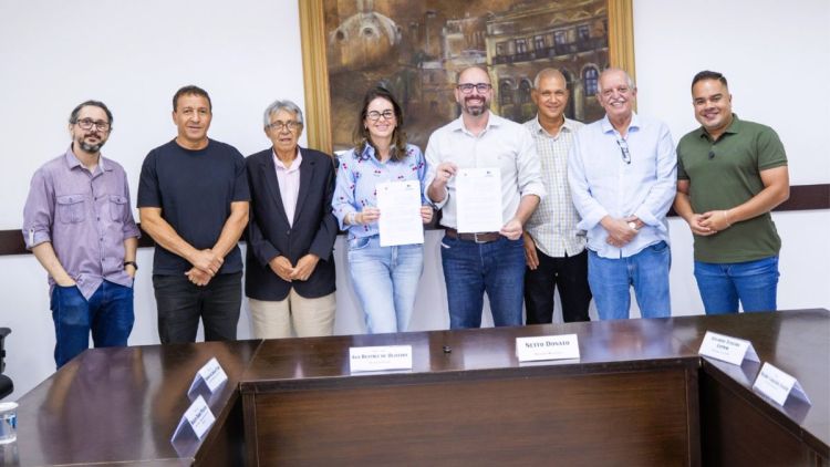 Prefeitura e UFScar assinam convênio e levam curso pré-vestibular popular e gratuito à FESC